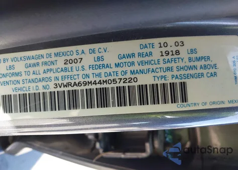 2004 Volkswagen Jetta Gl from USA, damaged, VIN 3VWRA69M44M057220